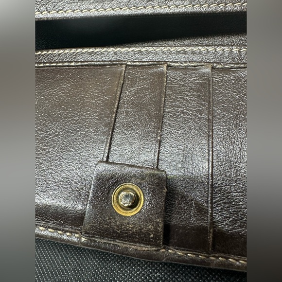 Gucci GG Webbed Shield Long Wallet - Picture 5 of 7